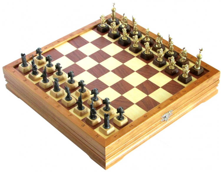 Шахматы малые "Крестоносцы" 32*32 см